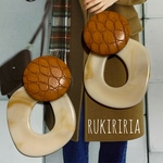 RUKIRIRIA #404 キャメル×ベージュピアス  大ぶりピアス 大ぶりイヤリング 
