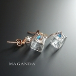 硝子の氷×スワロフスキーと雪の結晶★サージカルステンレス316Lピアス/イヤリング(ゴールド)