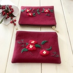 【お正月限定1点】しっとり椿刺繍のポーチセット