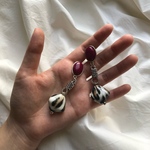 レッド　シルバー　レオパードピアス　／ イヤリング
