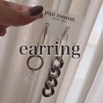 Silver club earring