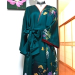 F.美品！オリエンタル調（深緑×蝶々×花）振り袖からのコート風ワンピース