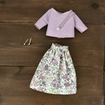 リカちゃん服　ラベンダー色の花柄コーデ