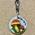 きのこのキーホルダー  ハナイグチ