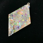 虹の結晶 ムーンボウ 菱形  ペンダントMB-063
