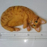 オーダー品羊毛フェルト  茶とら猫ちゃん(ごろんとしてます)