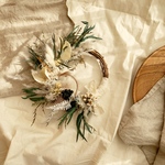 wreathe  _white feather_