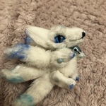 青い鬼火なお守り九尾きつねさん