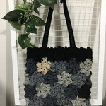 （sale)2-2.グレー系花モチーフCのニットバッグ