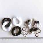 *1点限定* /ビーズ アソート/ ハンドメイド パーツ ビーズ アクリル 素材 ピアス イヤリング 秋冬 おおぶり トレンドパーツ  ビーズ チェーンパーツ モノクロ系