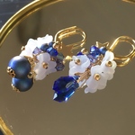 藍色宇宙花のピアス（イヤリング）