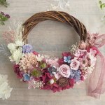 Lune Bonheur ＜Rose framboise＞ ＊ハーフムーンリース＊プリザーブドフラワー＊リース＊お花＊ギフト＊結婚祝い＊記念日＊ウェディング