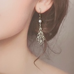  [安い]透かしパーツの華やかなイヤリング　シルバー