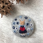 刺繍のブローチ バレンタイン