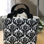 ランチバッグ　　ダマスク柄