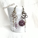 揺れる◈mat purple metal ball & purple×clear チェコビーズのアンティークアシンメトリーイヤリングorピアス