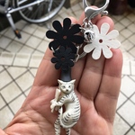 鳥獣戯画の猫さんキーリング付きmodernバッグチャーム