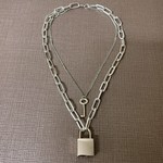 南京錠ネックレス　2連ネックレス