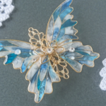氷晶のステンドグラスの蝶バレッタ（hair ornaments of butterfly）