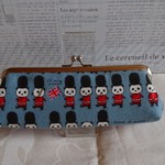 予約品 ロンドン🐼柄のペンケース(メガネケース)  ブラック