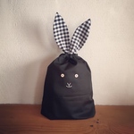 【単品】黒うさぎ巾着 お着替え袋 でか耳