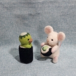 羊毛フェルトのかっぱ巻きとねずみさん