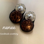 leopard black beads
