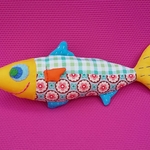 お魚にぎにぎカラフル3　布おもちゃ