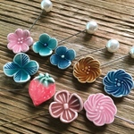 陶器のお花のハットピン(ブローチ)
