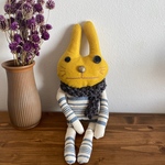 うさぎ　(Yellow)
