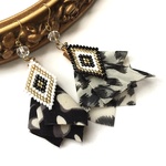 NEW♡ tassel × earrings（BLK・WH）