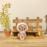 モヘア仕立ての手乗りウサギちゃん♪