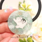 ペンギンとしろくまの可愛い雪景色❄️のまあるいヘアゴム❤️✨ 送料無料 動物 限定 雪の結晶 大人可愛い 大人女子 プレゼント ラッピング 限定 冬