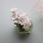 樹脂粘土のお花ブローチ(すずらん)＊リニューアル