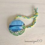 水仙と冬の海の刺繍ヘアゴム 