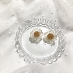 お花のイヤリング【ゴールド】