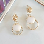 ゴールドワイヤーボール付きオシャレピアス（イヤリング）