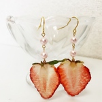 ♡再販×3♡イチゴのピアス／イヤリング