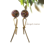 500円☆半球花レジン☆結びスティックのピアス/イヤリング