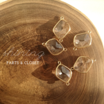 ：4pieces： import   crystal  charm 両カン付き〈スペード〉