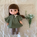 ソランちゃんのお洋服☆　モスグリーンのスモックワンピース