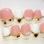 RUNA♪ベリショピンクベージュネックレス風ネイルチップ