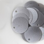 スパンコール 約76枚(約6g) 丸 16mm トップホール マット ダークグレー (SCC16MGYJHTH)