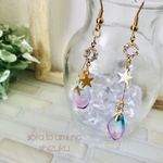 【再販】星のトッピング☆グラデーション花びらサージカルステンレスピアスorイヤリング　虹色