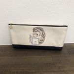 刺繍ペンケース（ハリネズミ）