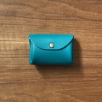 仕分けバッチリ　コロンとかわいい小さい革財布