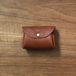 仕分けバッチリ　コロンとかわいい小さい革財布