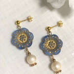 青いお花✳︎チェコビーズピアス