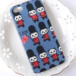 再販‼️🐼パンダ兵の行進🐼 iPhoneケース