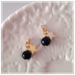 【再・再販】丸いラピスと金の星 ピアス/イヤリング